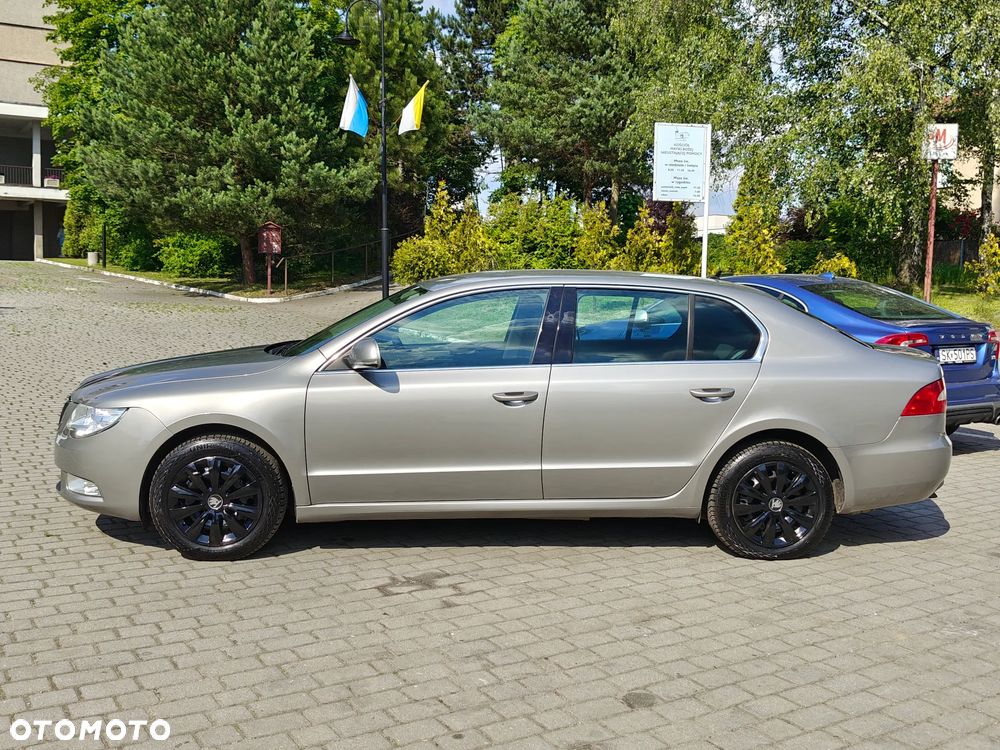 Skoda Superb 1.9 TDI Greenline - 4