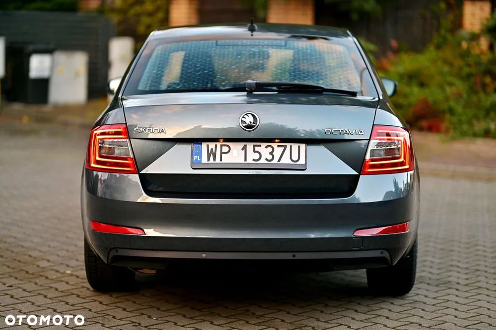 Skoda Octavia 1.4 TSI Ambition - 38