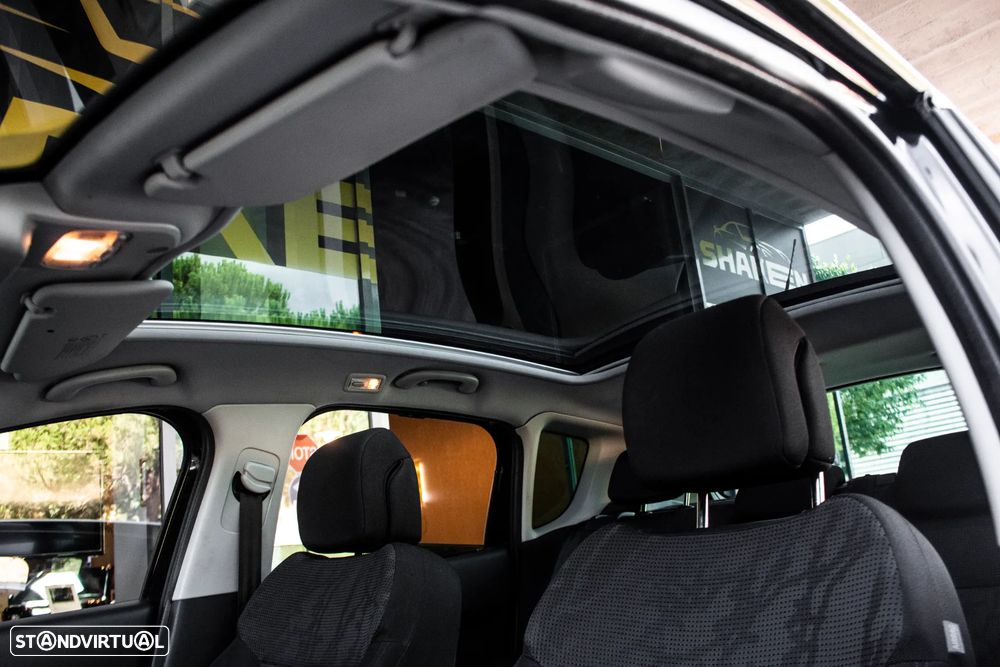 Peugeot 3008 1.6 HDi Access - 32