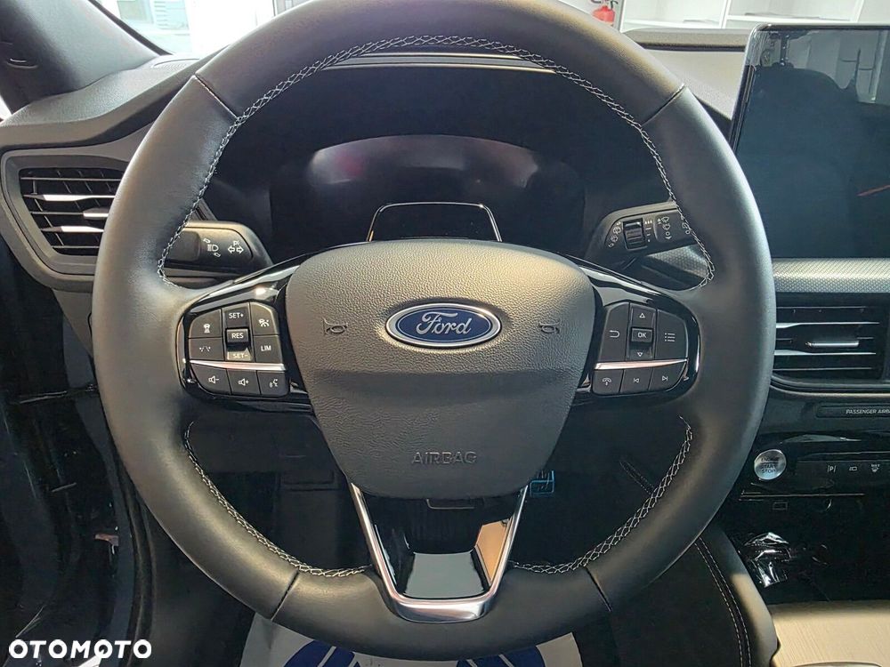 Ford Kuga - 20