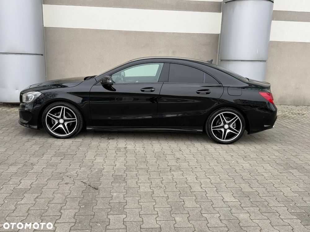 Mercedes-Benz CLA 200 AMG Line - 14