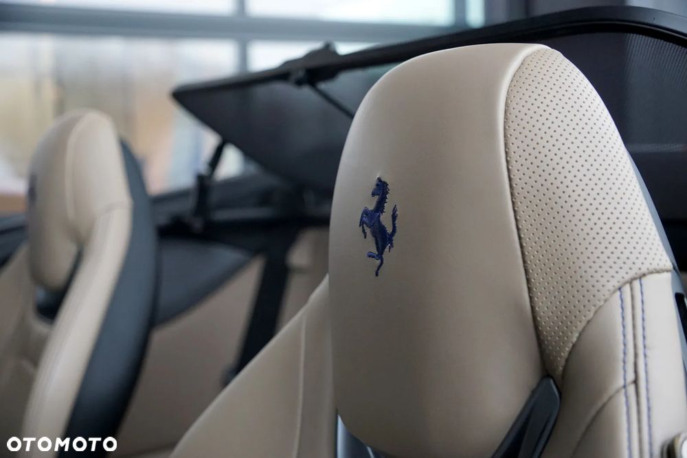 Ferrari Portofino - 26