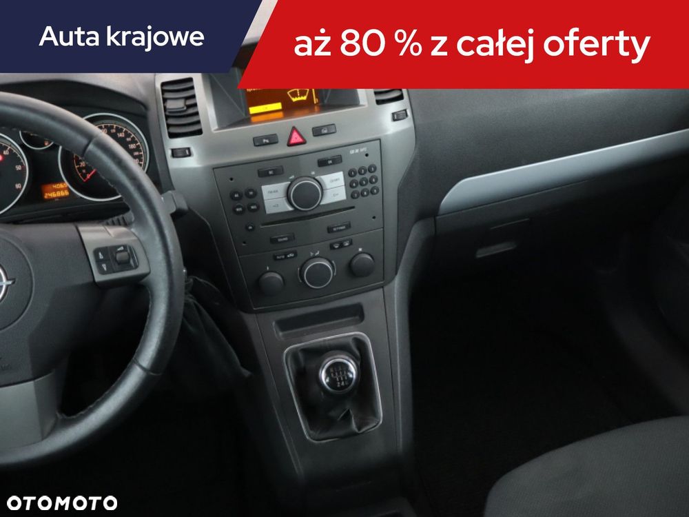 Opel Zafira - 10