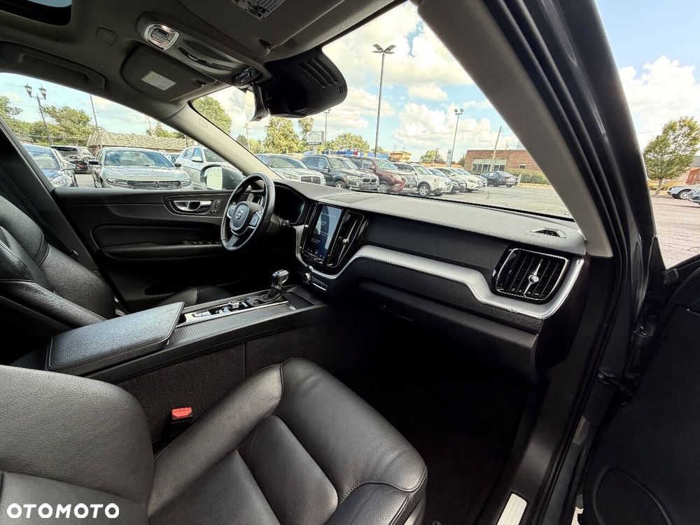 Volvo XC 60 T6 AWD Momentum - 16