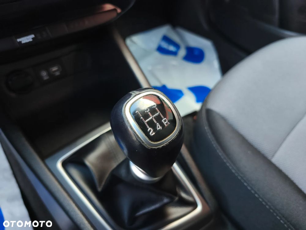 Hyundai i20 1.2 GO - 13