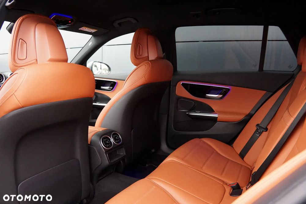 Mercedes-Benz Klasa C 200 9G-TRONIC Avantgarde - 28