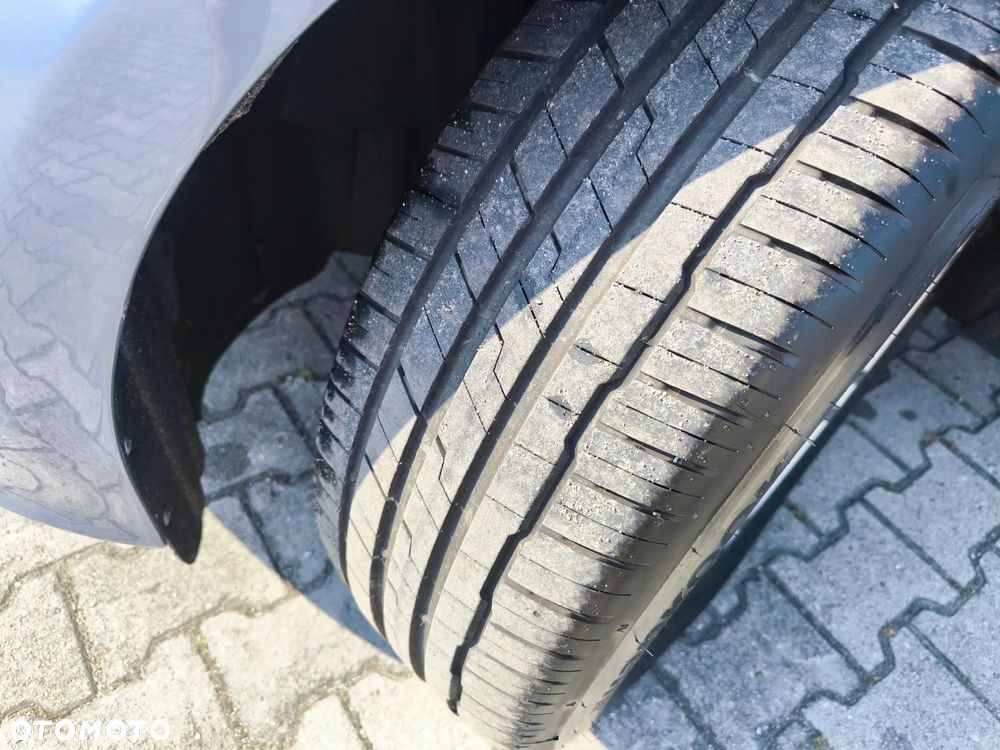 Volvo XC 60 D4 Momentum Pro - 26