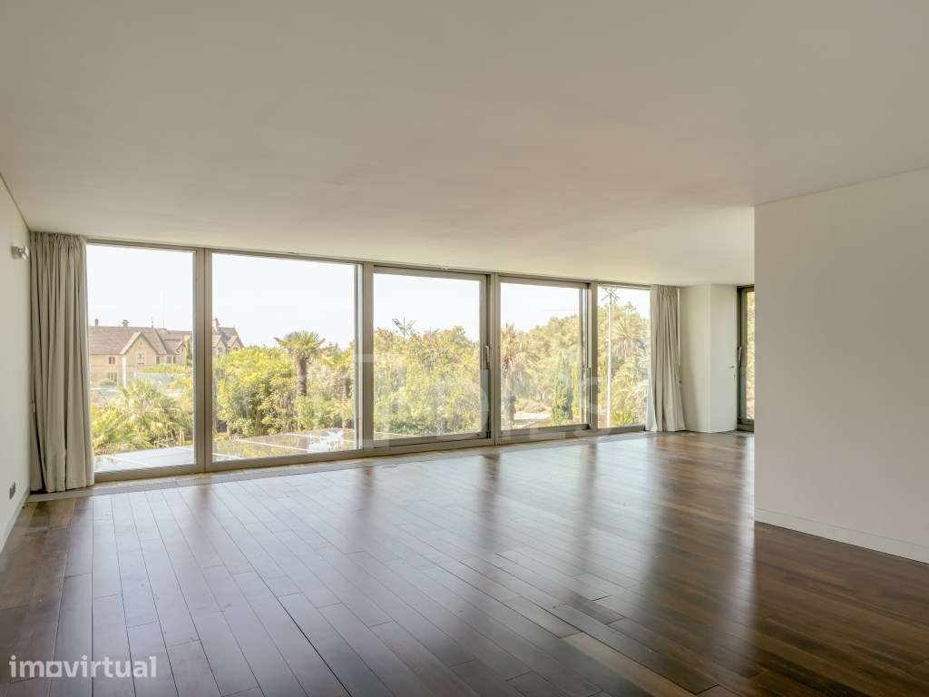 Apartamento T3 com vista mar, situado em Cascais - Grande imagem: 2/37