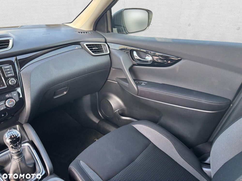 Nissan Qashqai - 15