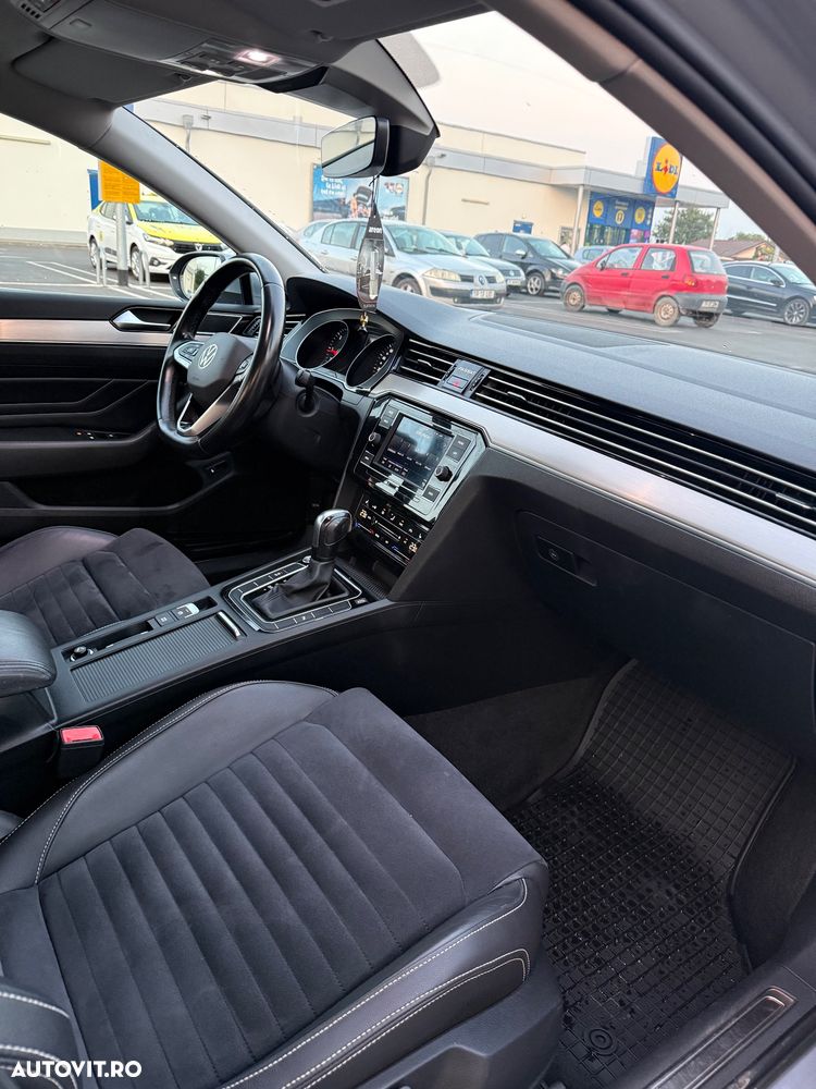 Volkswagen Passat 2.0 TDI DSG Highline - 9