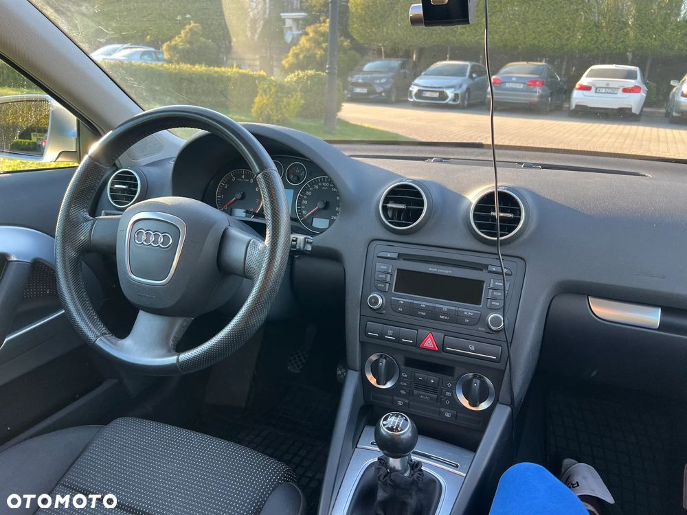Audi A3 3-drzwiowe 1.4 TFSI Ambiente - 22
