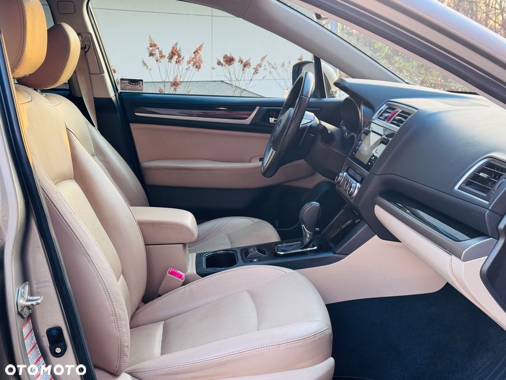 Subaru Outback 2.0D Exclusive Lineartronic - 27
