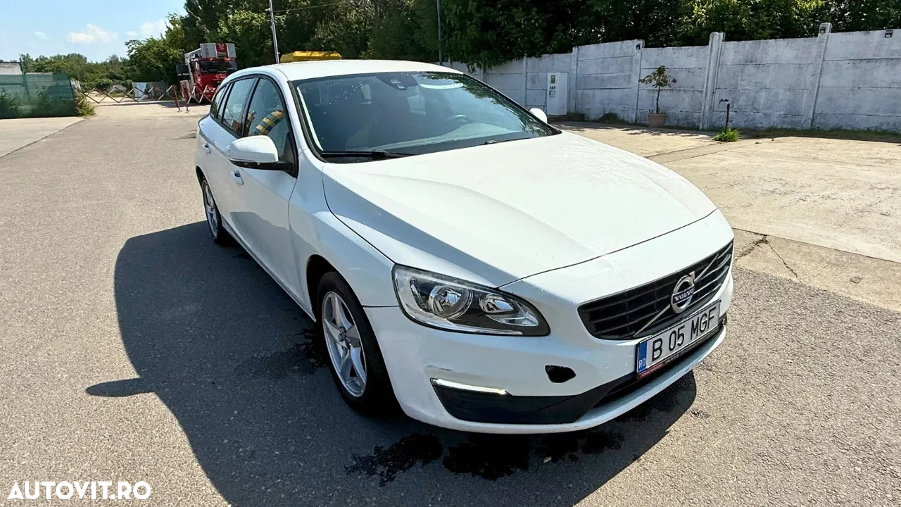 Volvo V60 D2 Basic - 9
