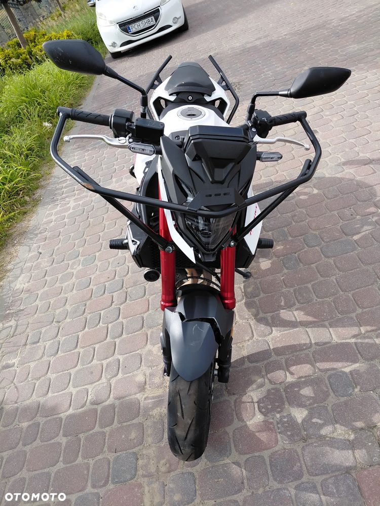 Honda Hornet - 8