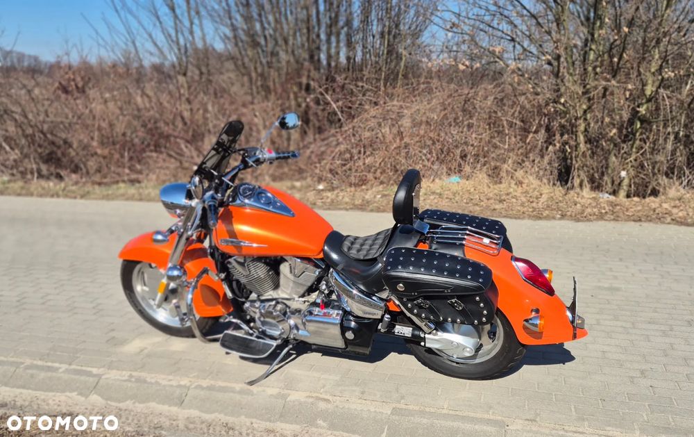 Honda VTX - 15