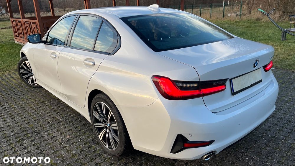 BMW Seria 3 320d Sport Line Shadow sport - 4