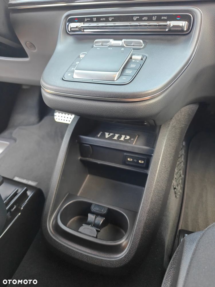 Mercedes-Benz Klasa V 250 d Avantgarde 9G-Tronic (długi) - 31