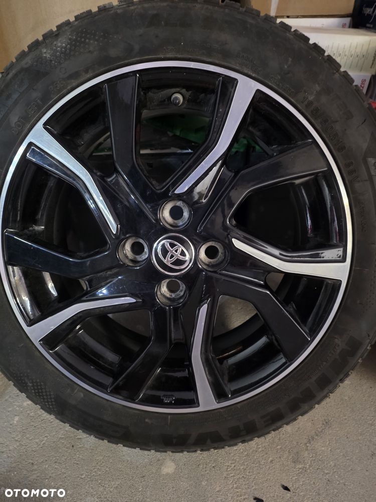 Toyota Yaris - 8