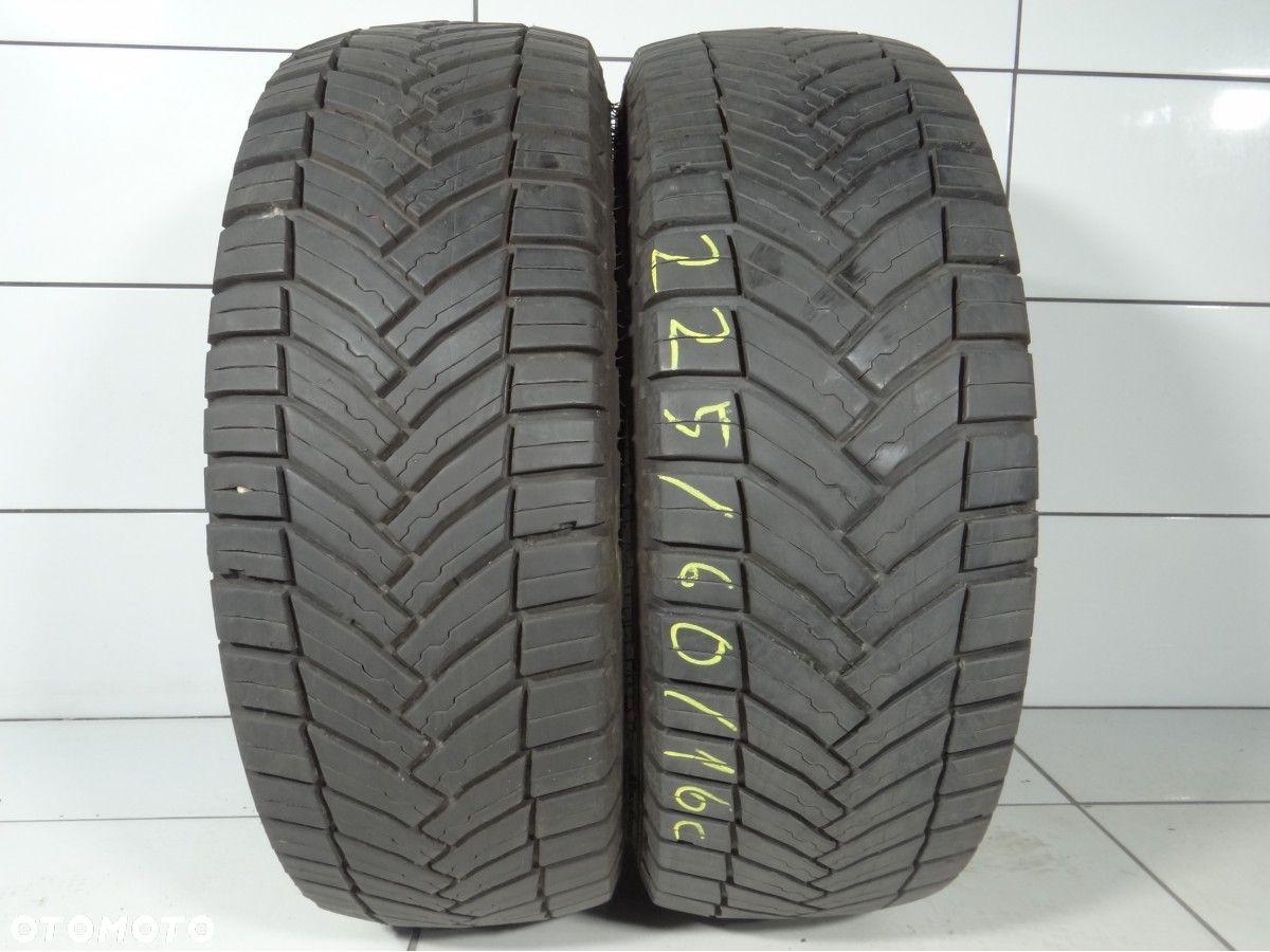 Opony całoroczne 225/60R16C 105/103H Michelin - 1