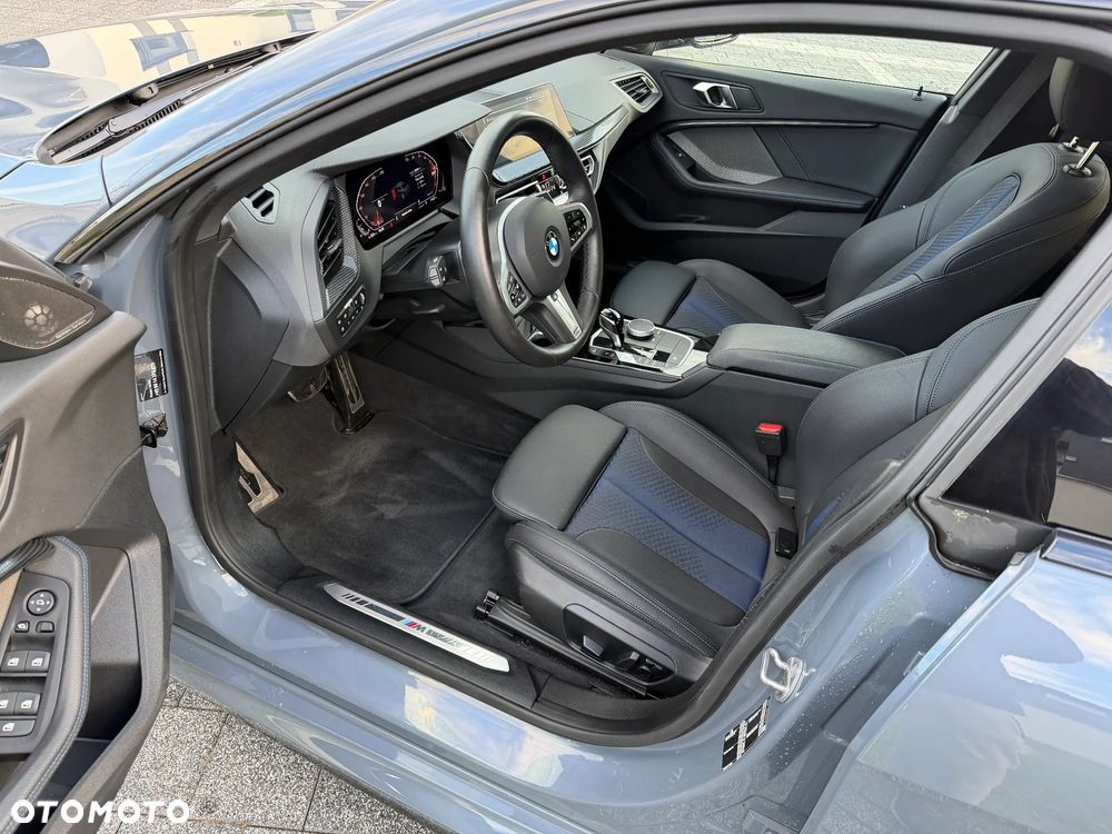 BMW Seria 2 218i M Sport - 8