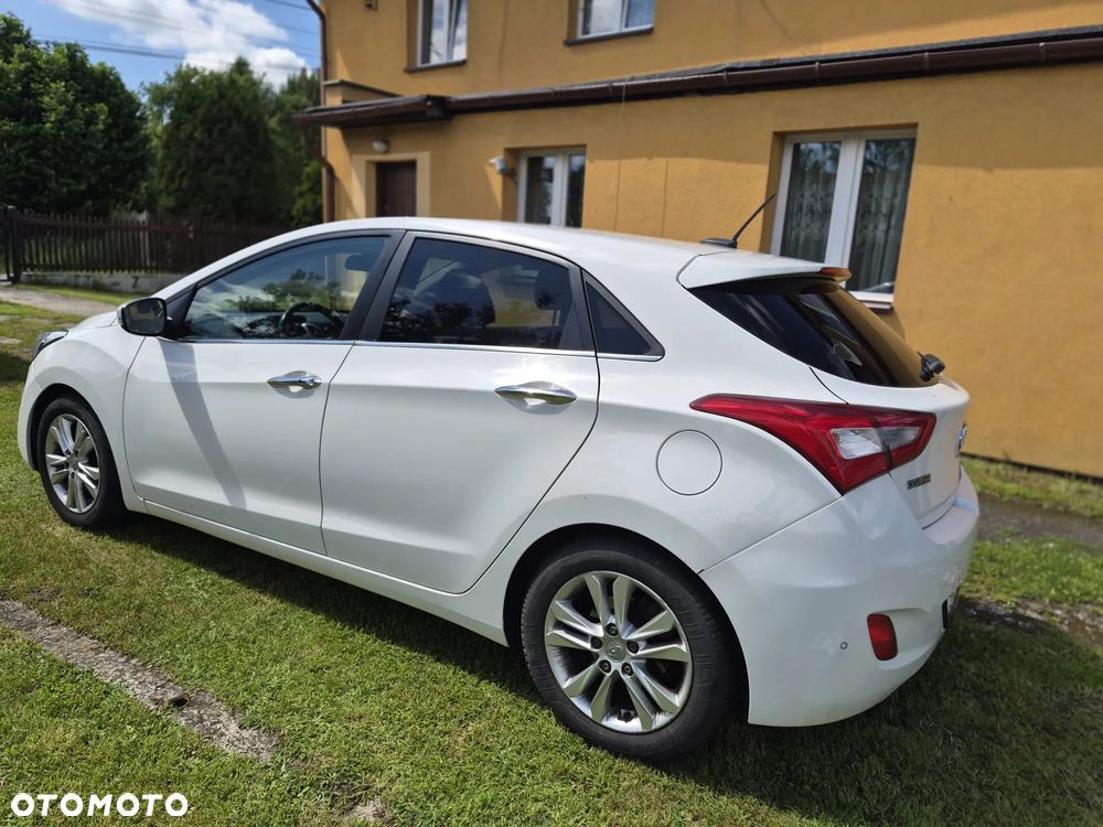 Hyundai i30 1.6 CRDi Premium - 6
