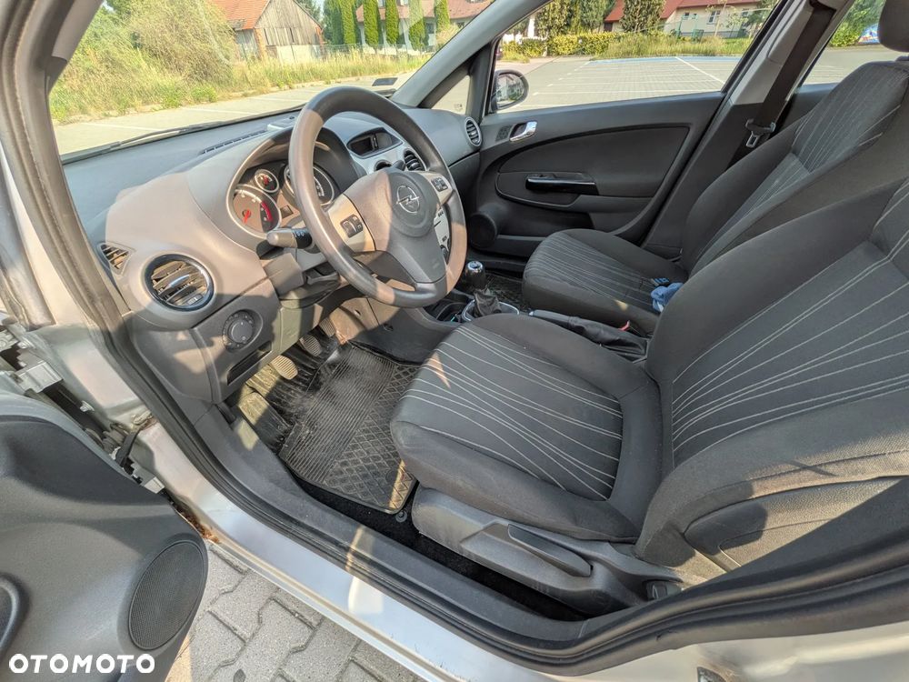Opel Corsa - 26