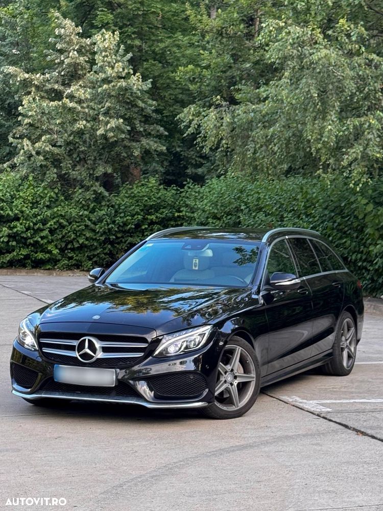 Mercedes-Benz C - 12