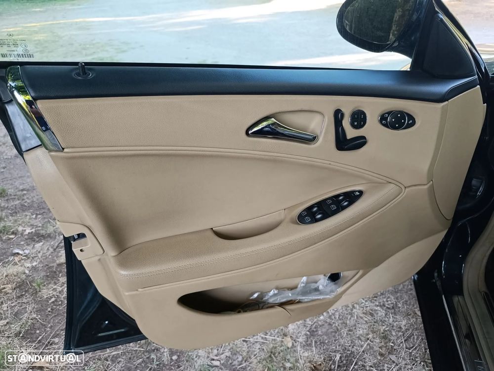 Mercedes-Benz CLS 320 CDI - 15