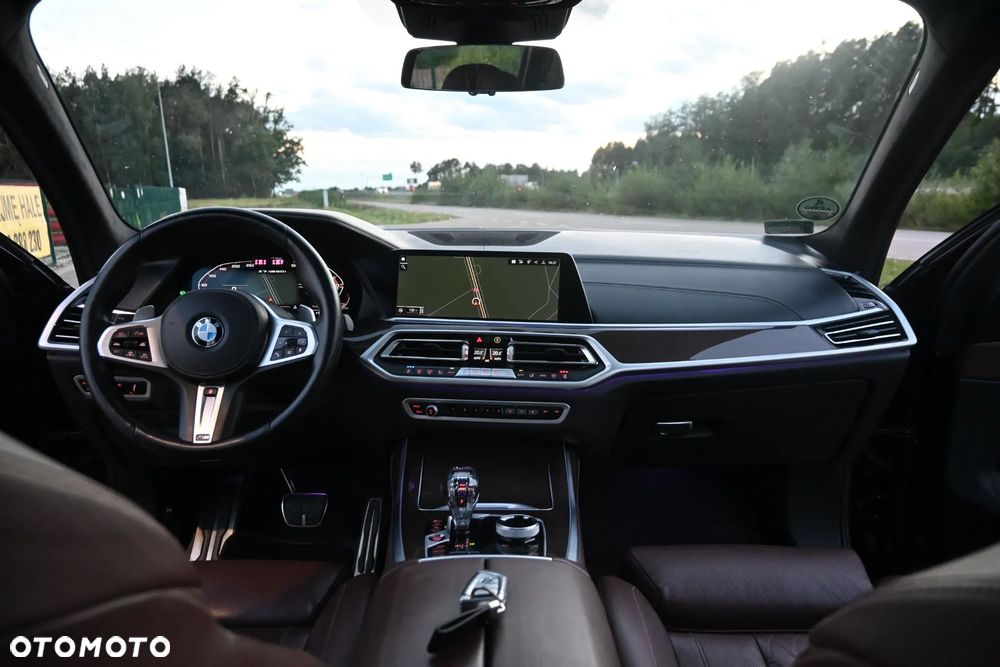 BMW X7 M50i sport - 34