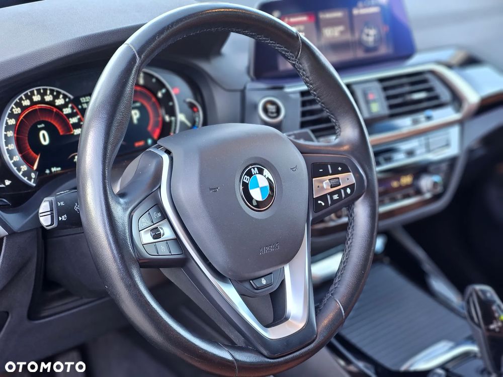 BMW X3 xDrive20d Luxury Line - 21