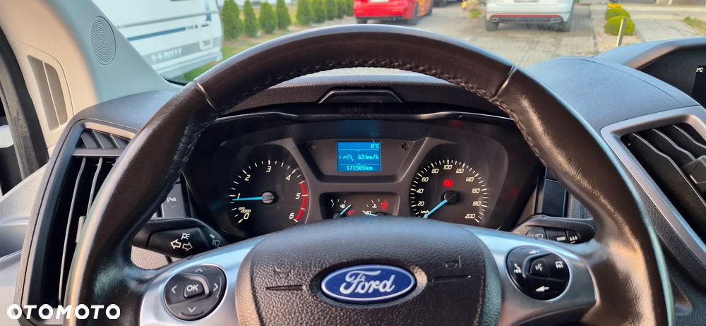 Ford Transit L2H2 2.0d Kamera Podgrzewane siedzen Stan Idealnyia - 17
