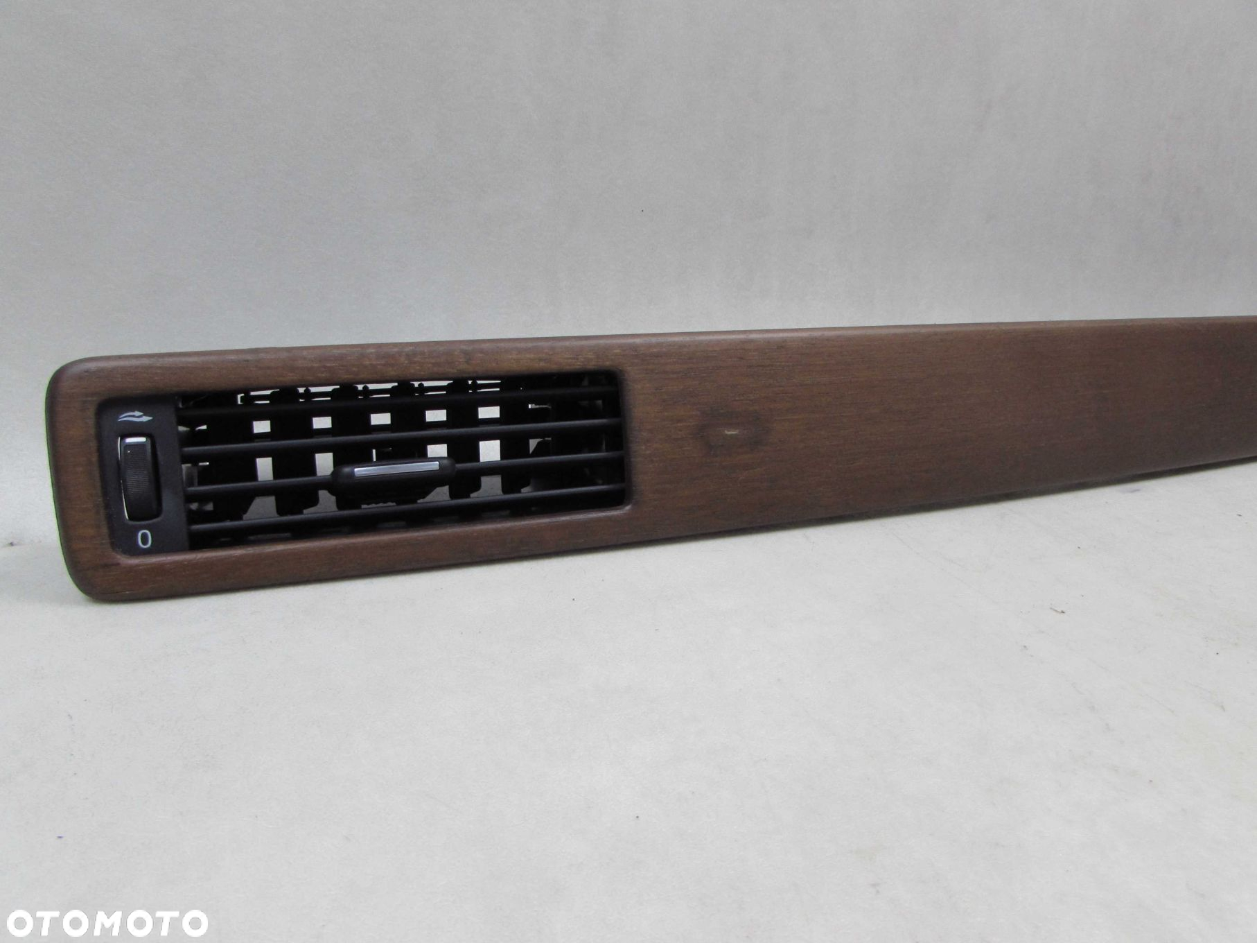 VOLVO S80 II V70 III XC70 06-16 KRATKA NAWIEWU SRODKOWA 30643315 DEKOR DREWNO DESKI KONSOLI UK - 2