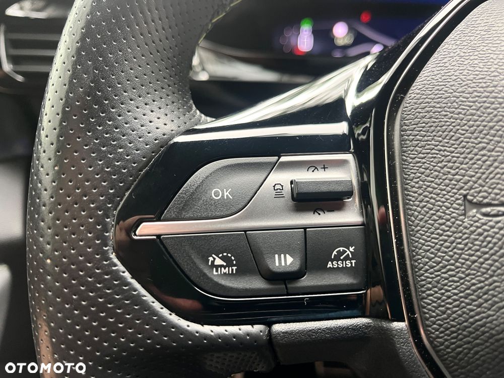 Peugeot 408 PureTech 130 EAT8 GT - 31