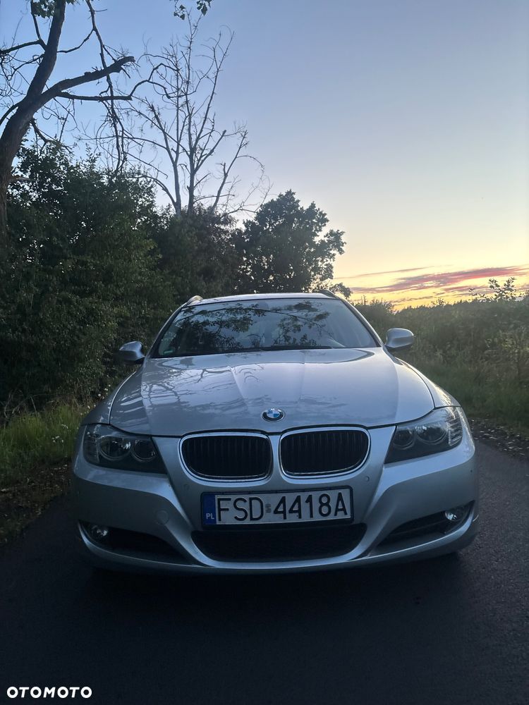 BMW Seria 3 318d DPF - 15