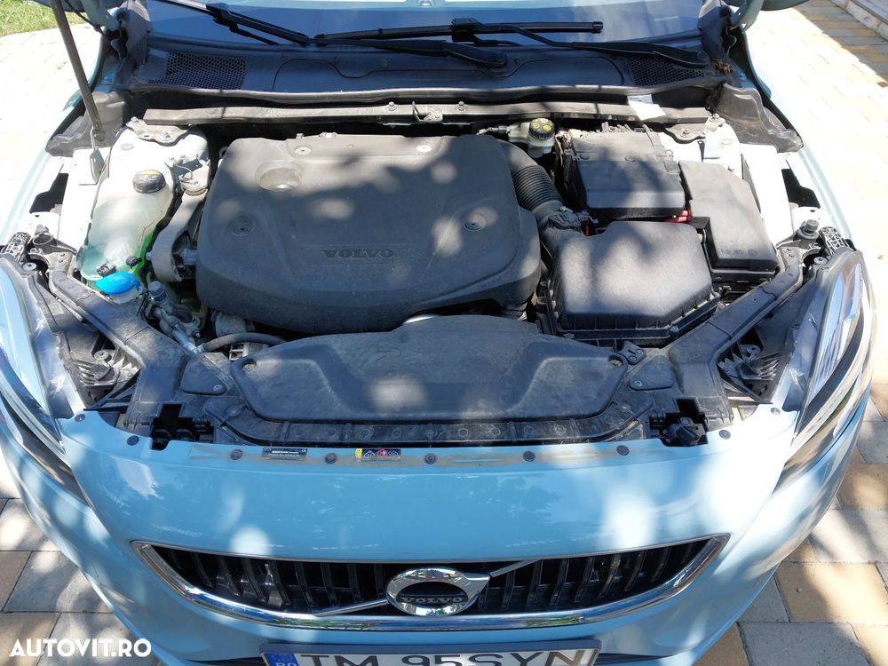 Volvo V40 D2 Aut. Momentum - 12
