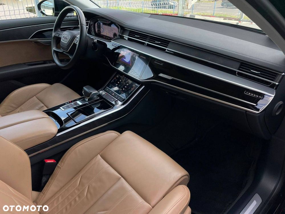 Audi A8 - 23