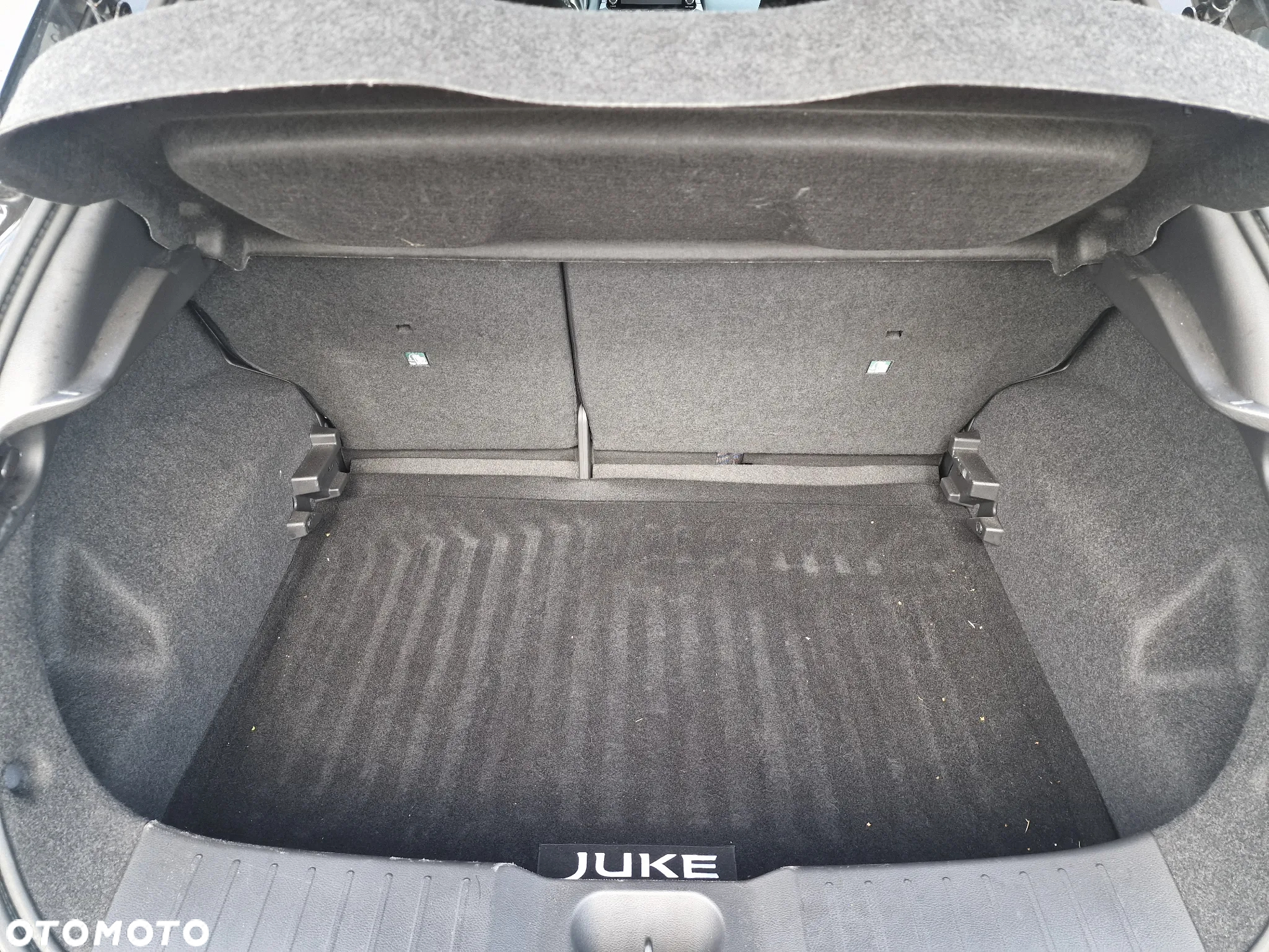 Nissan Juke 1.0 DIG-T N-Connecta - 10