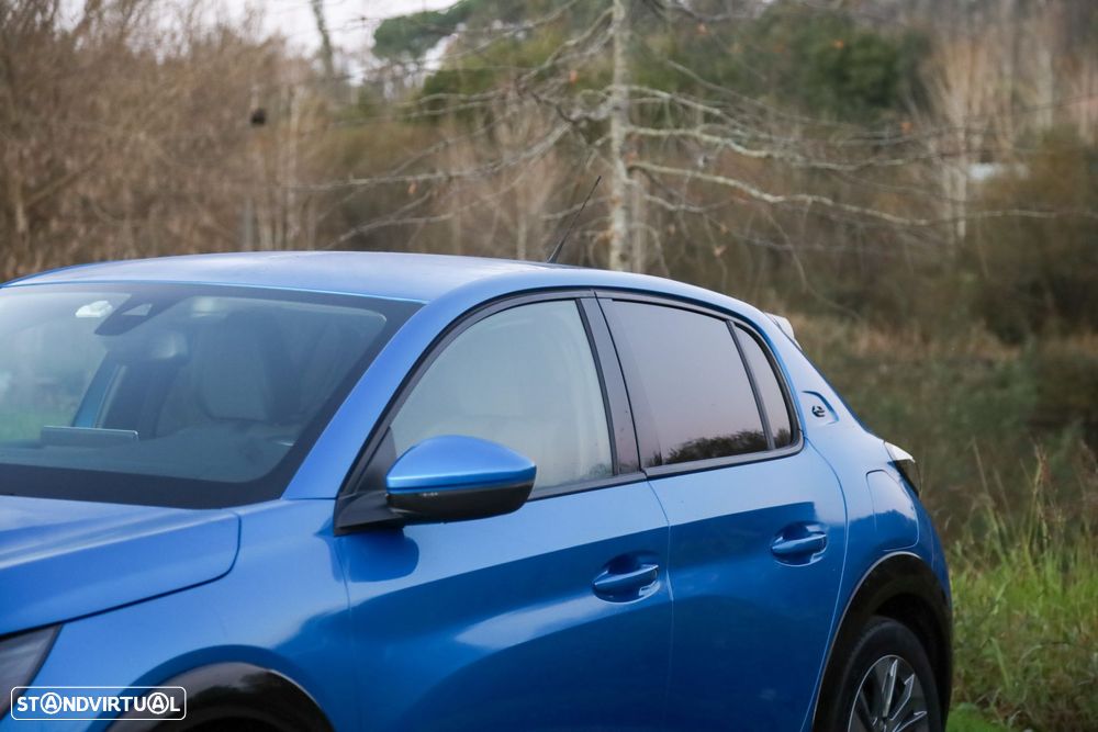 Peugeot e-208 50 kWh Allure - 10