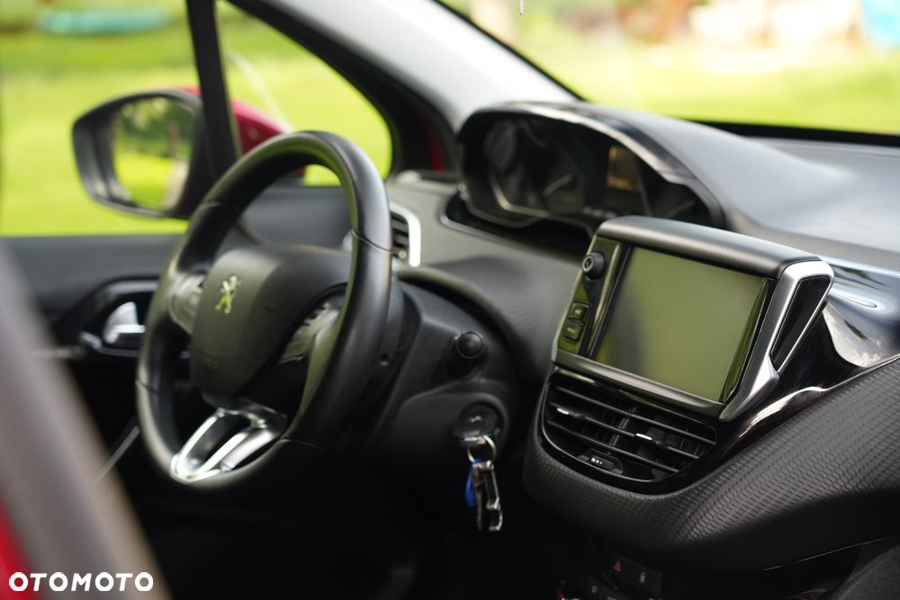 Peugeot 2008 1.2 Pure Tech Active S&S - 7