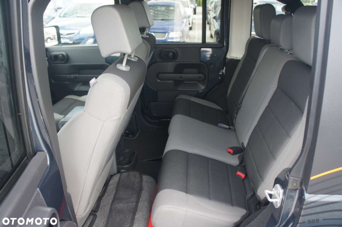 Jeep Wrangler - 13