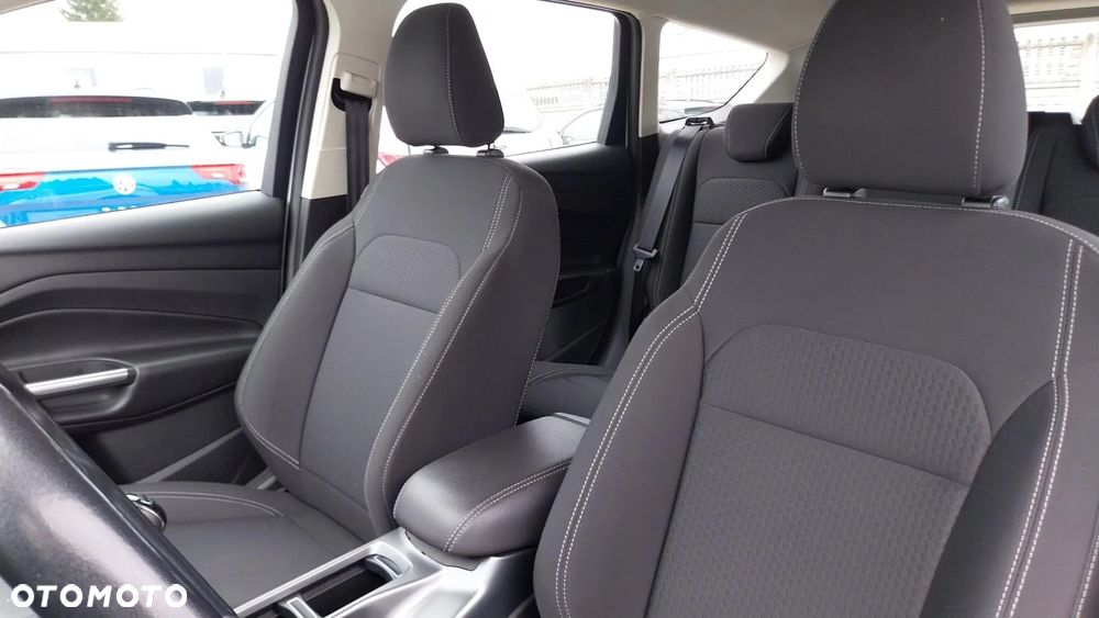 Ford Kuga 1.5 EcoBoost FWD Trend ASS - 11