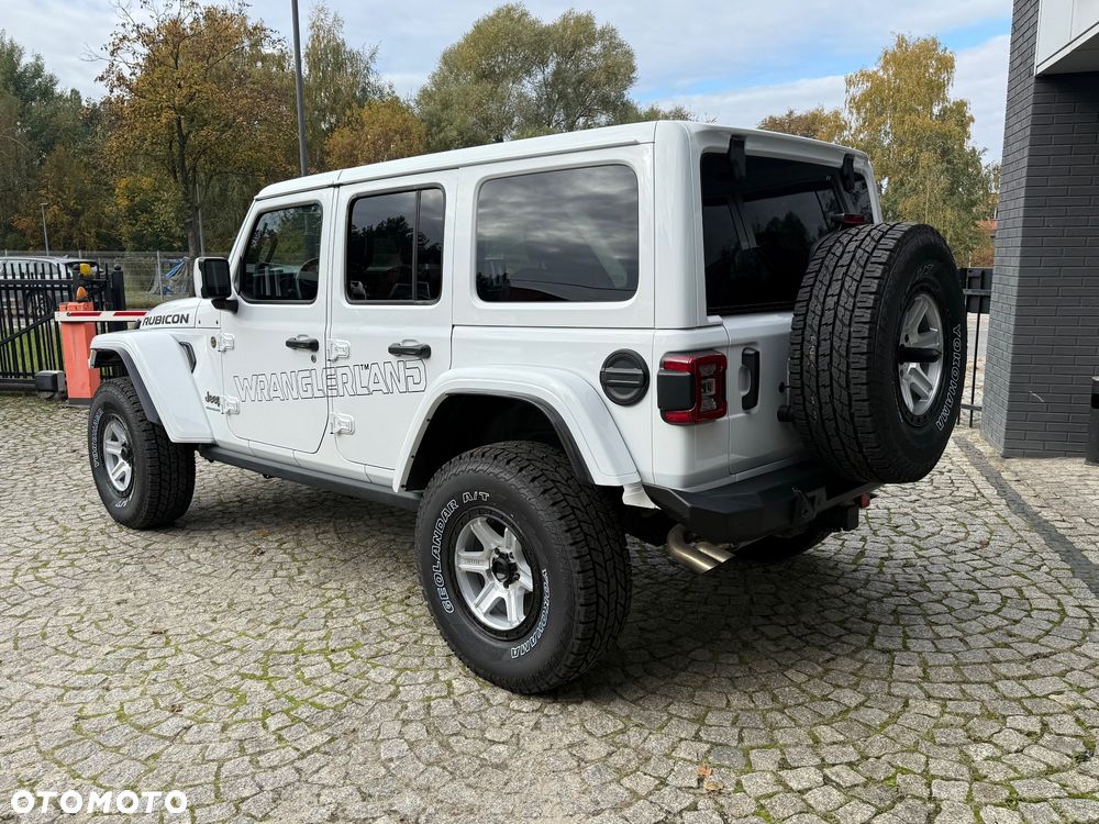 Jeep Wrangler - 11