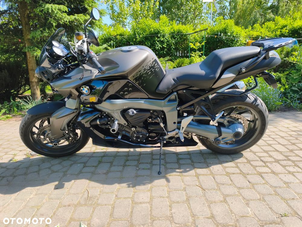 BMW K - 9
