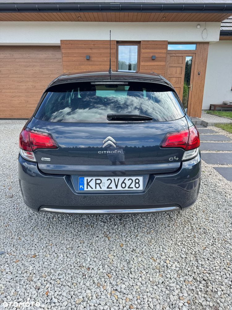 Citroën C4 e-HDi 115 Selection - 9