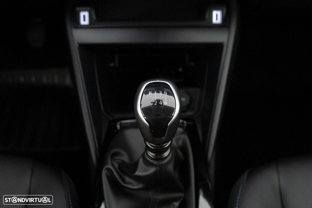 Citroën C4 1.2 PureTech Plus - 26