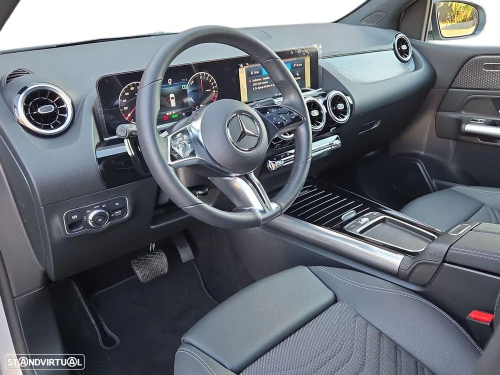 Mercedes-Benz B 250 e - 11