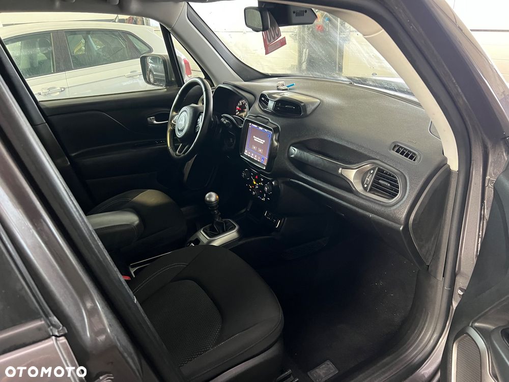 Jeep Renegade 1.6 MultiJet Limited - 22