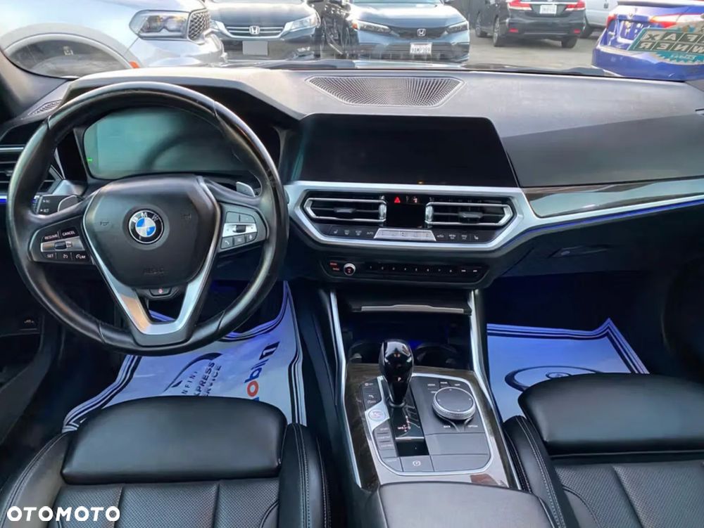 BMW Seria 3 - 11