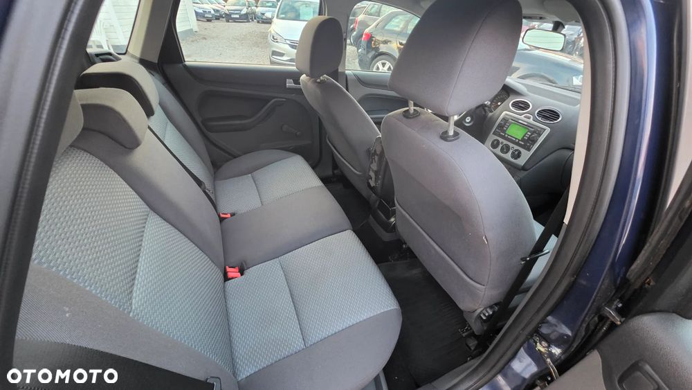 Ford Focus SW 1.6 TDCi Trend + - 8