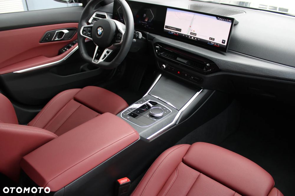 BMW Seria 3 318i M Sport - 15